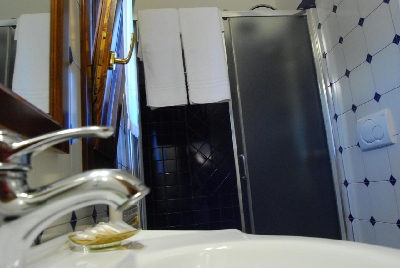 B&B Corte Barocca Lecce Exterior photo