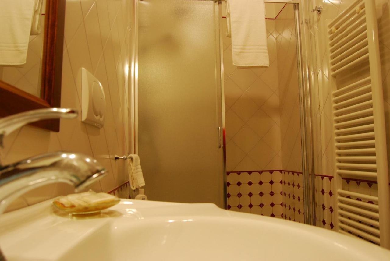 B&B Corte Barocca Lecce Exterior photo